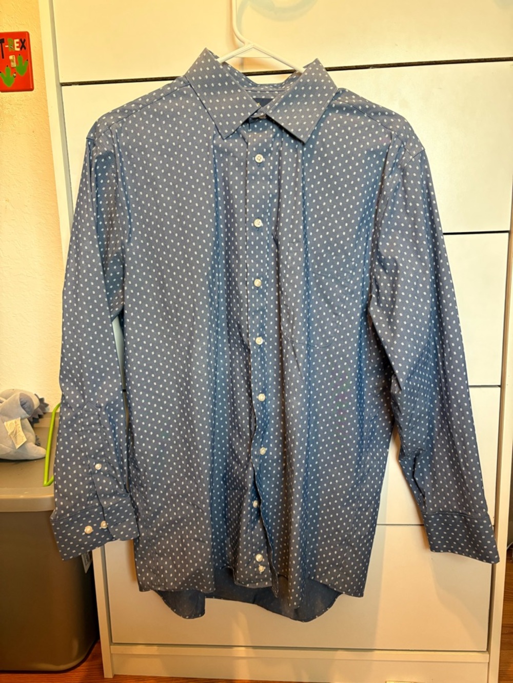 Stafford Men's Blue Long-Sleeve Button-Down Shirt with White Micro Dots